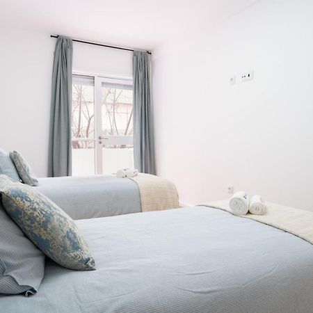 אספיניו Host Wise - Spacious Fresh Flat W Terrace - Near Sea מראה חיצוני תמונה