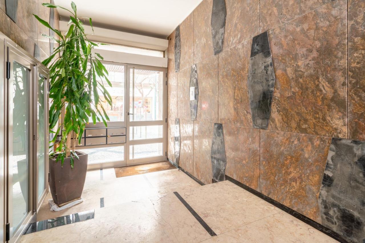 אספיניו Host Wise - Spacious Fresh Flat W Terrace - Near Sea מראה חיצוני תמונה