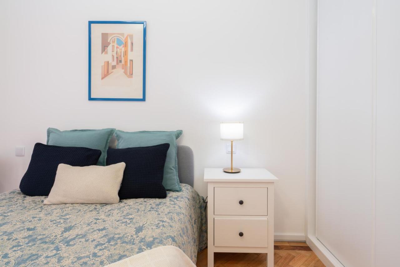 אספיניו Host Wise - Spacious Fresh Flat W Terrace - Near Sea מראה חיצוני תמונה
